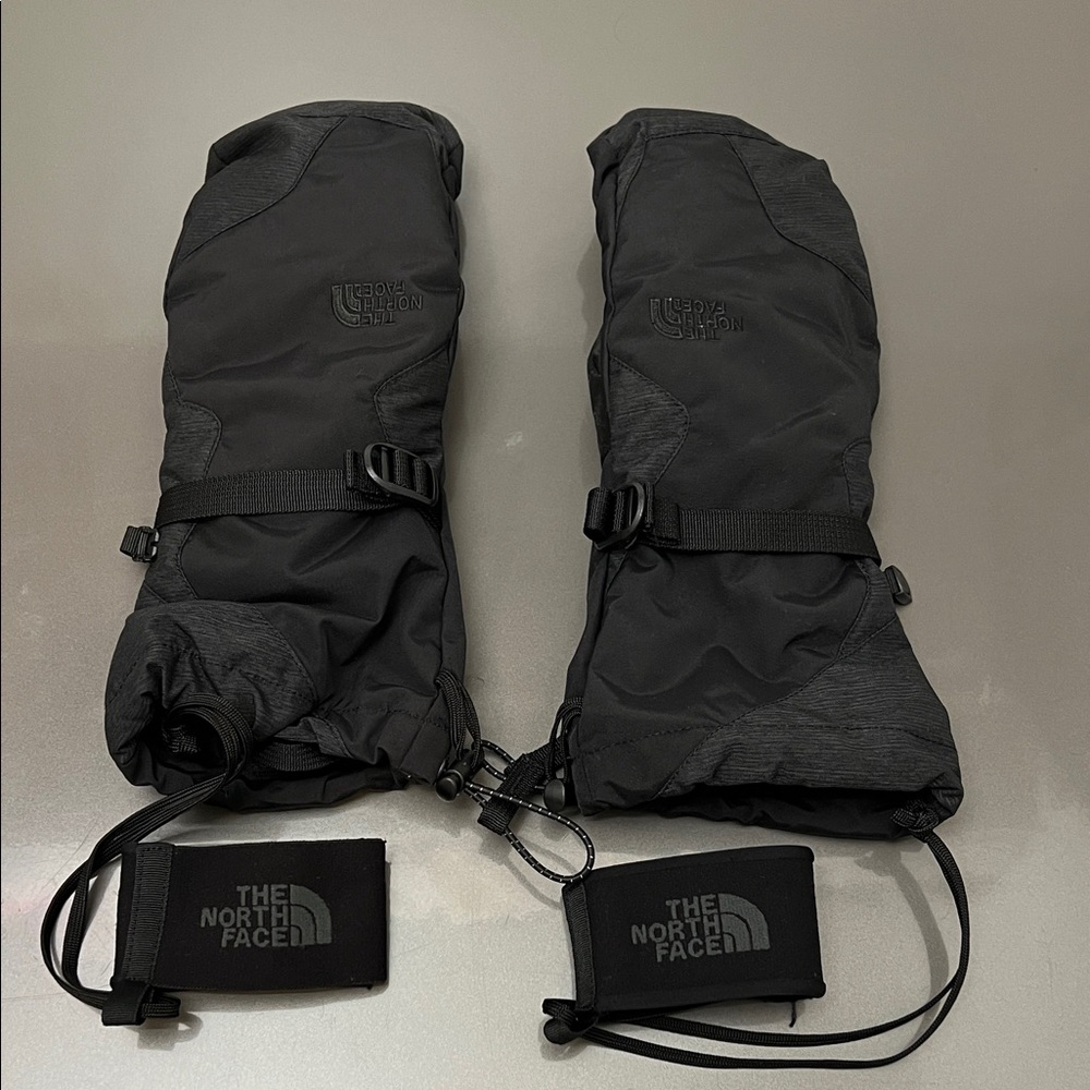 The North Face Black Expedition Mittens